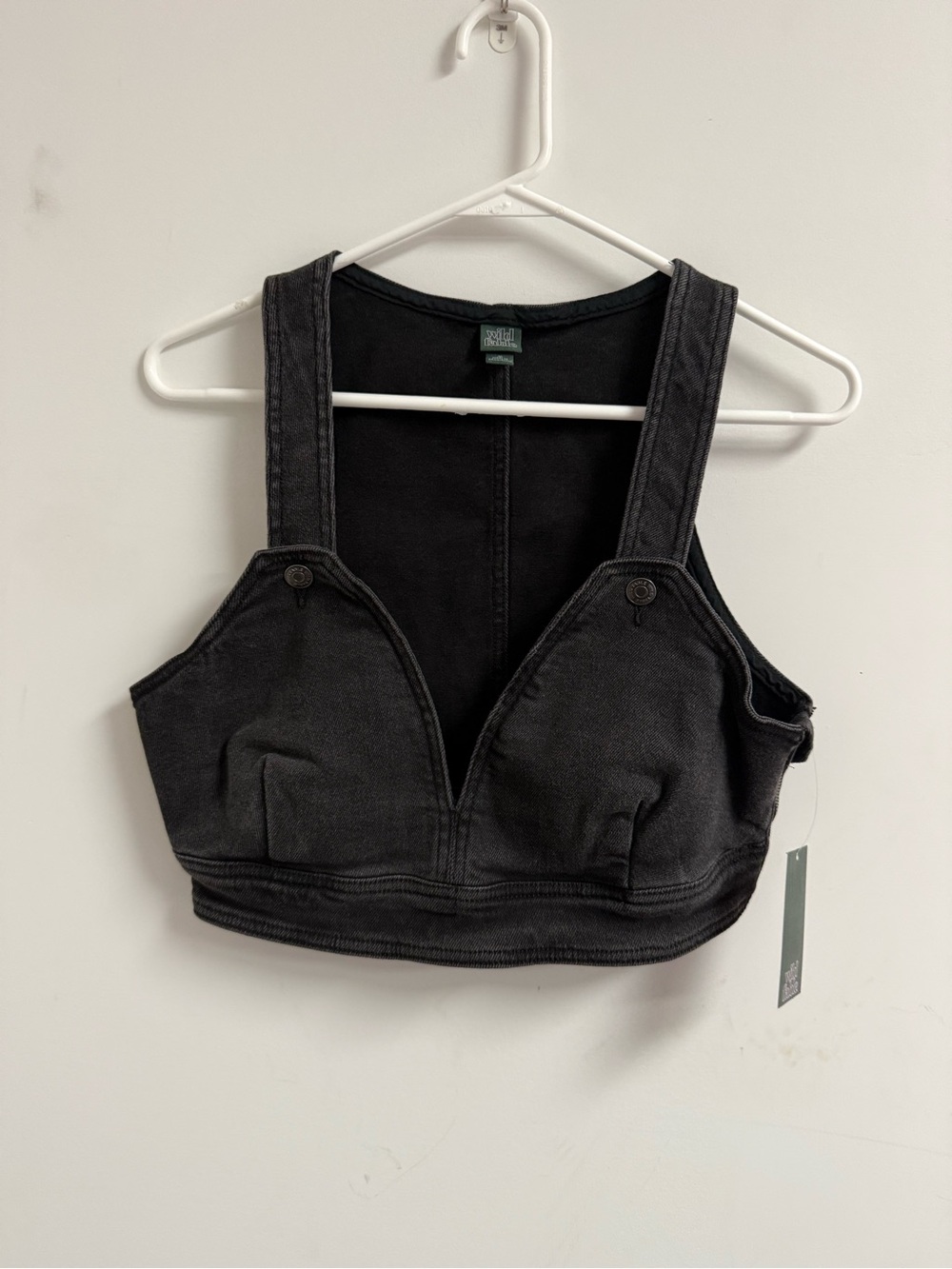wild fable Black Cropped V-Neck Tank Top